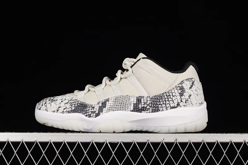 All categories Air Jordan Jordan series basketball shoes Air Jordan 11 F version Air Jordan 11 Low SE "Snakeskin" AJ11 Joe 11 white snake pattern first layer genuine carbon CD6846-002